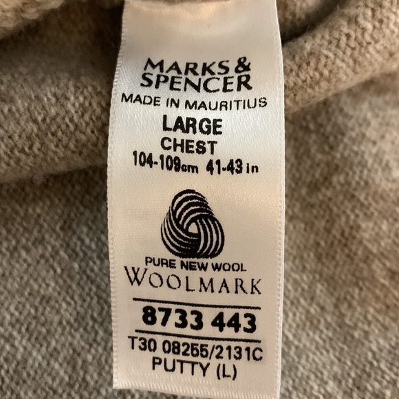 Marks & Spencer Lambswool Sweater - Picture 5 of 12